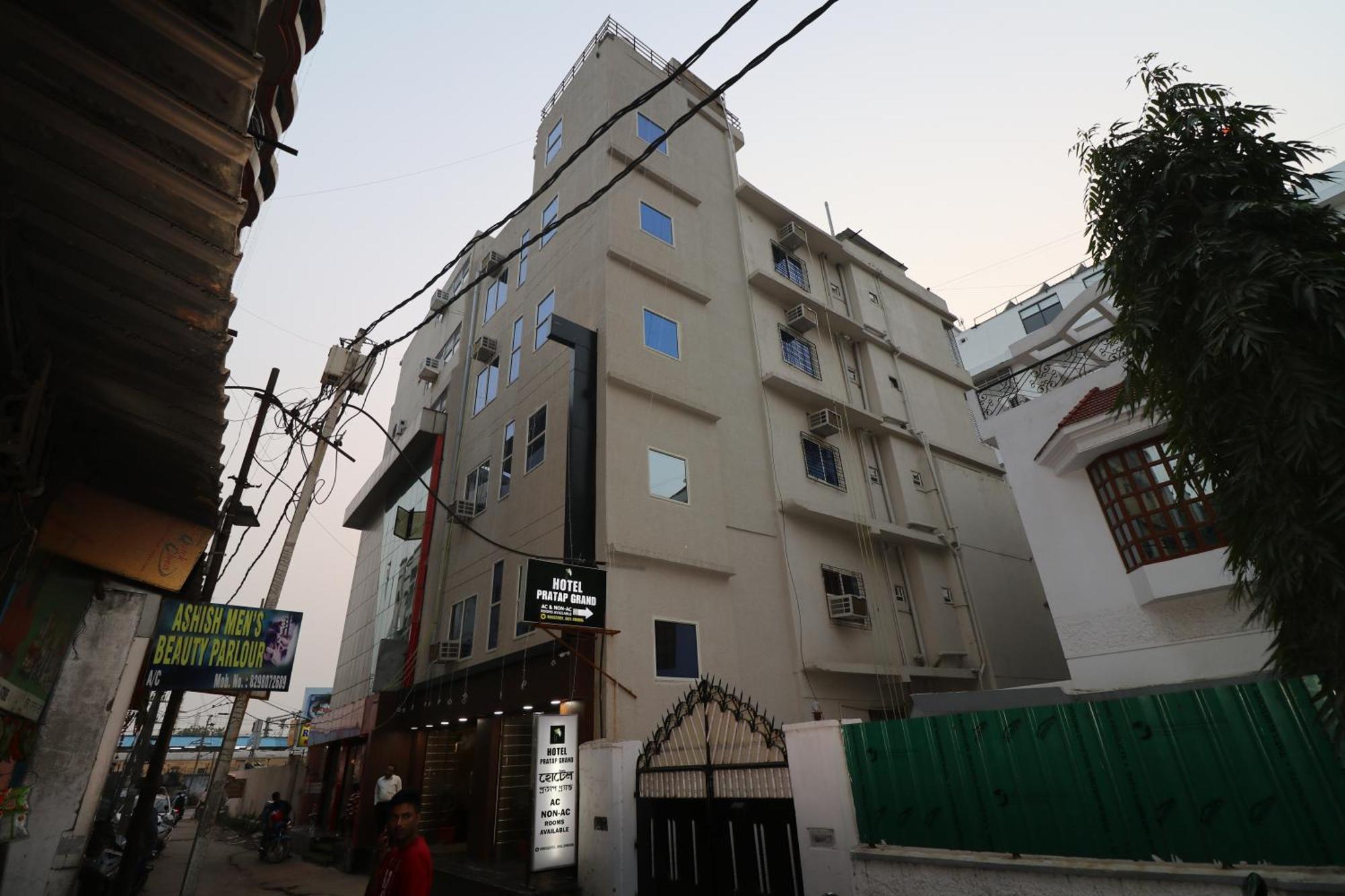 Hotel Pratap Grand Ráncsí Kültér fotó