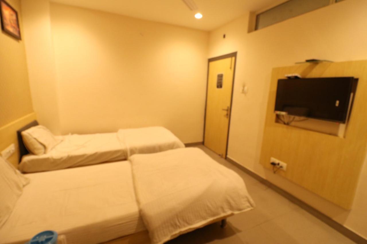 Hotel Pratap Grand Ráncsí Kültér fotó