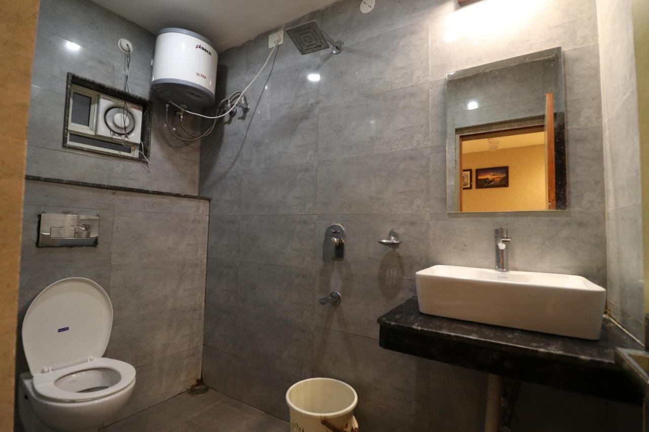 Hotel Pratap Grand Ráncsí Kültér fotó